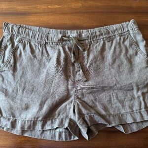 Caslon (Nordstrom) Linen Drawstring Shorts - Olive - Size M